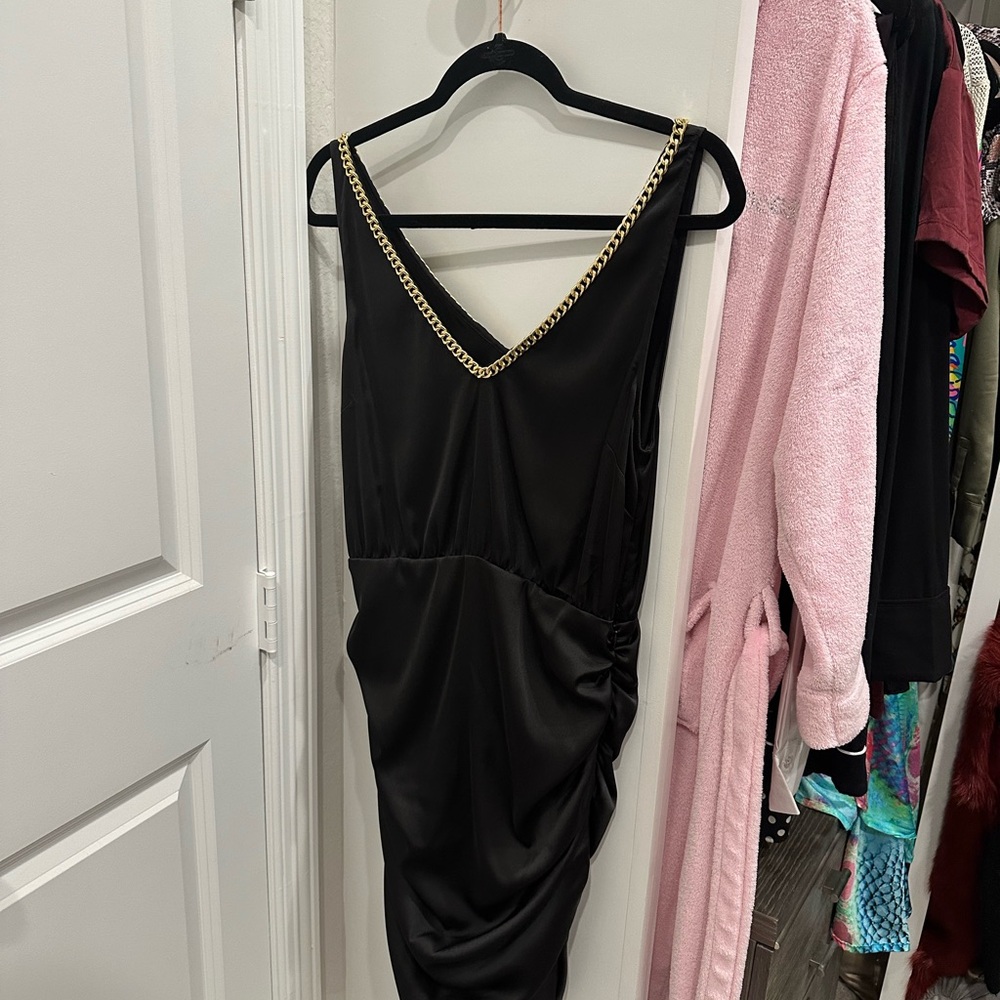 Generation Love Black Ruched Backless Mini Dress - Picture 5 of 8